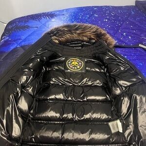 Black moose knuckles Puffer Jacket with Fur Trim